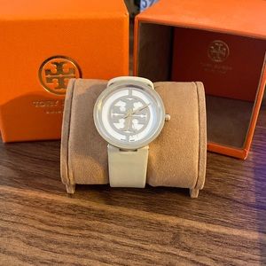 Tory Burch 'Reva' Logo Dial Leather Strap Watch, 36mm - White/ Gold
